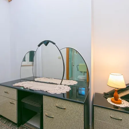 Apartamento Nede Brela