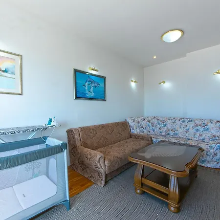 Apartamento Nede Brela