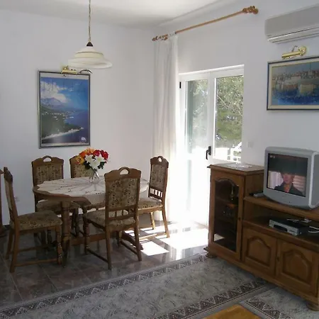 Nede Apartment