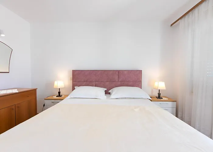 Apartamento Nede Brela