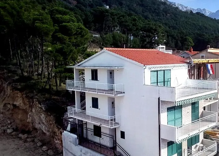 Apartment Villa Nede